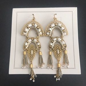 Beautiful Never Worn Stella & Dot Earrings!